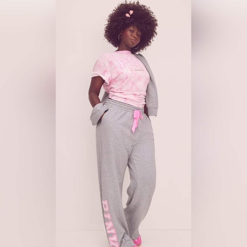 LoveShackFancy Gray Wide Leg Sweatpants with Pink Accents - Picture 4 of 14